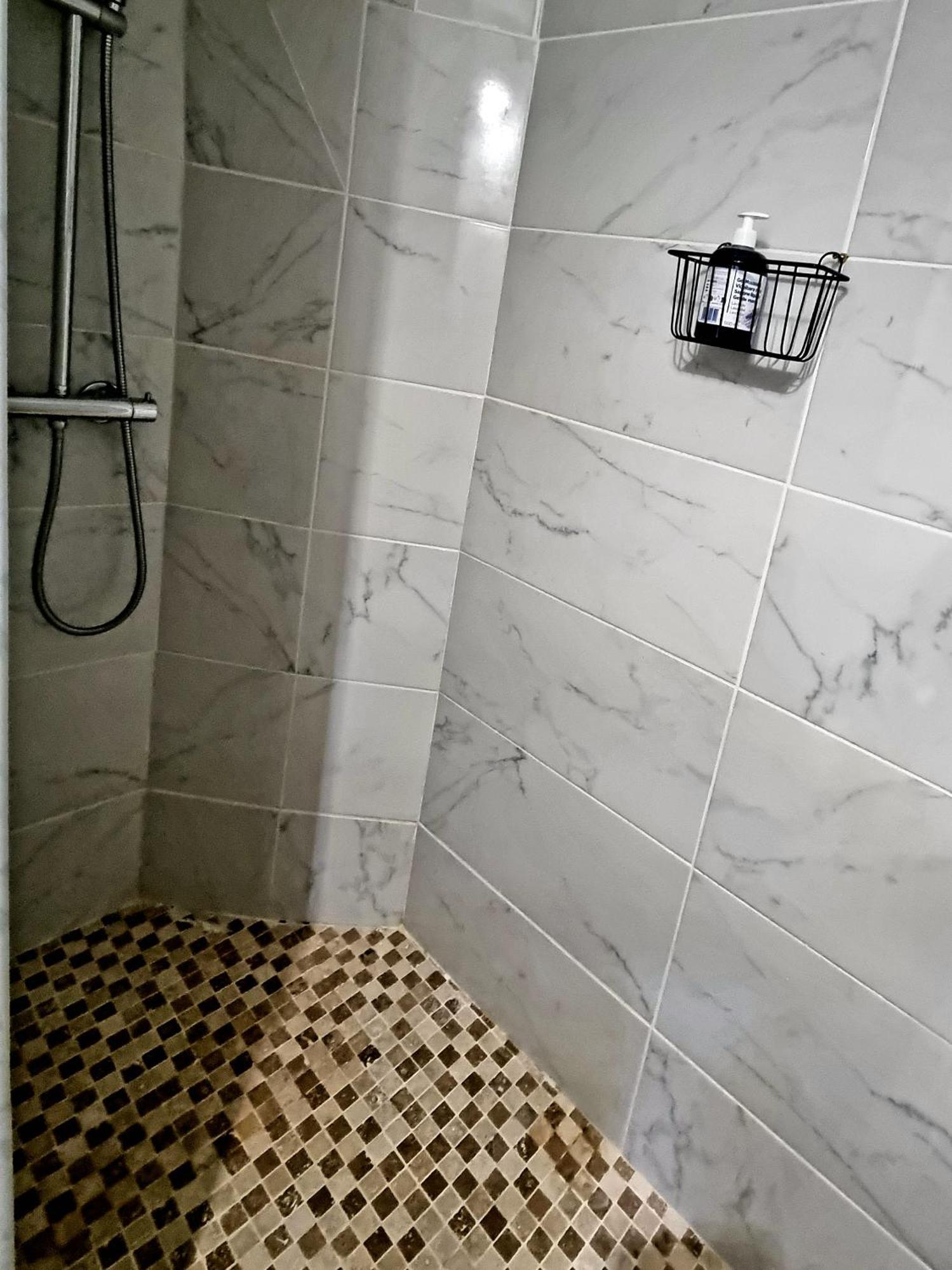 Appart T2 Vieux Port Place Daviel Марсилия Екстериор снимка
