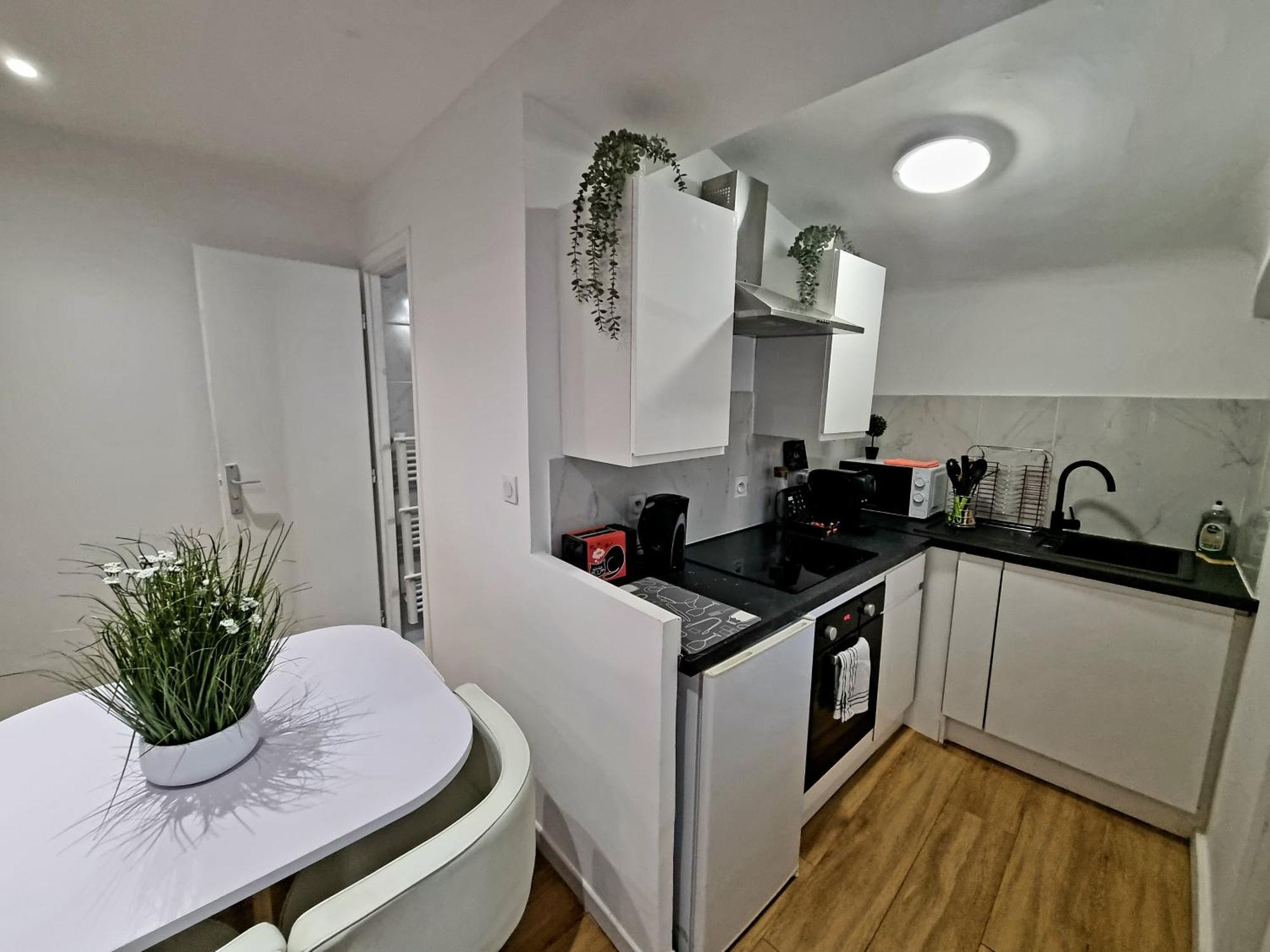 Appart T2 Vieux Port Place Daviel Марсилия Екстериор снимка